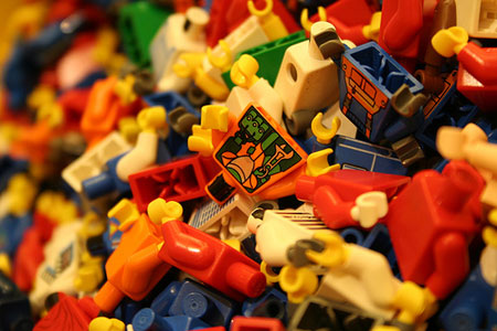 Lego Bodies by leafar.